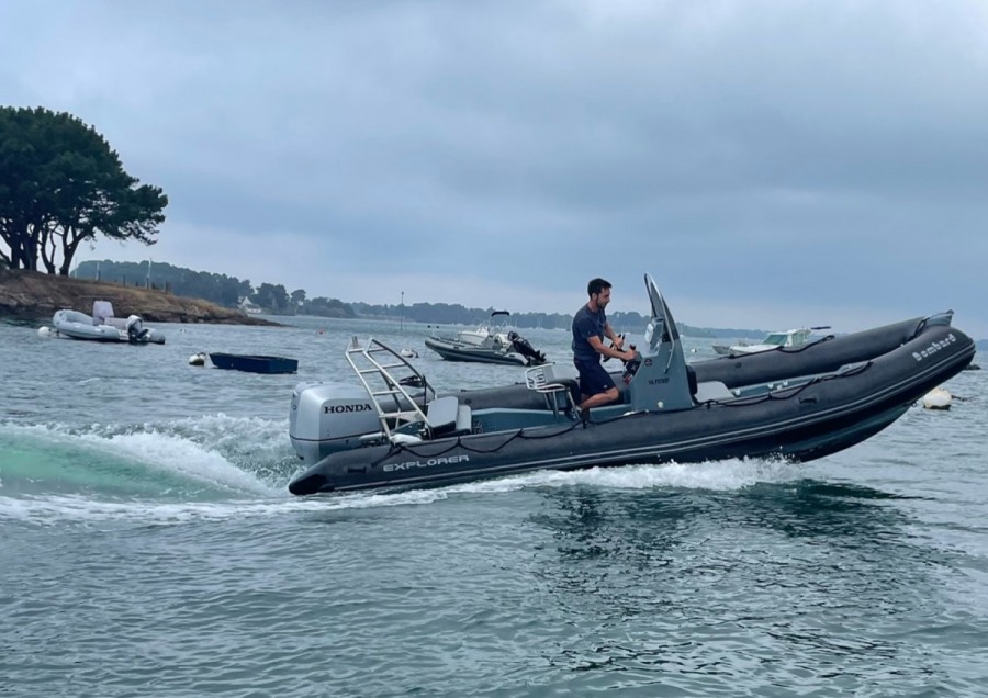 Bombard Explorer 700 Confort Neo