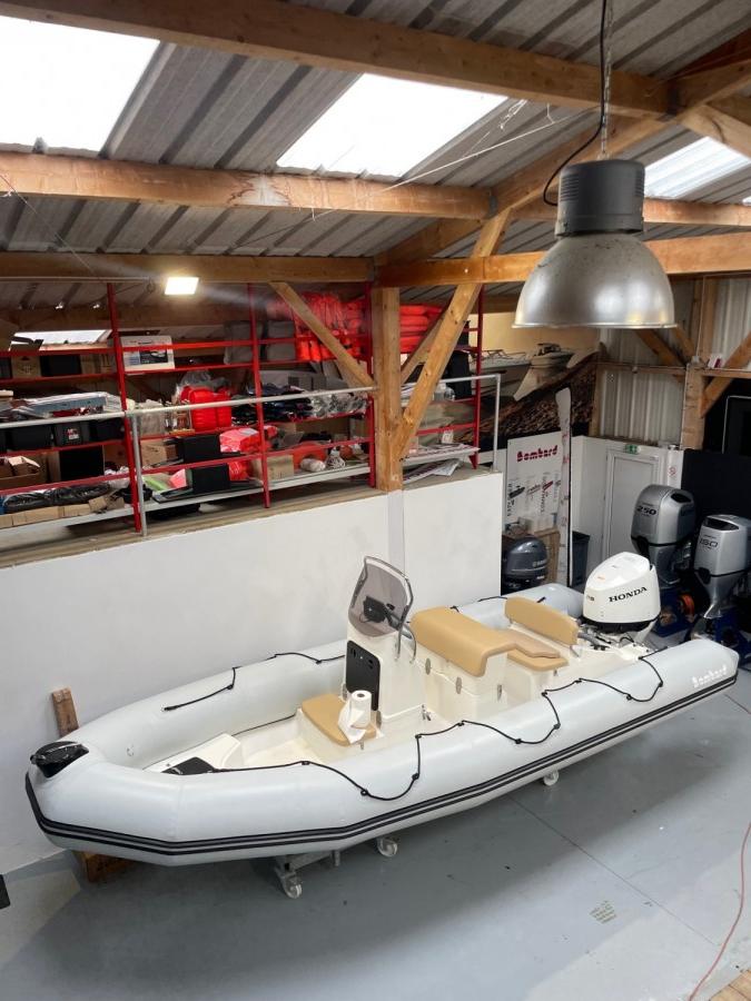 Bombard Sunrider 650 Neo