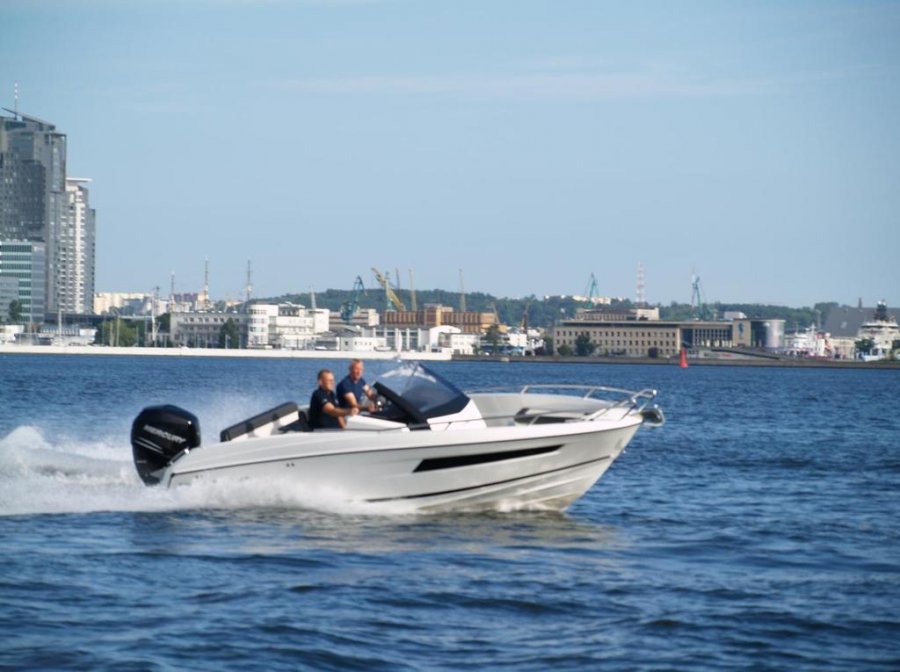 PARKER 690 SPORT - 1