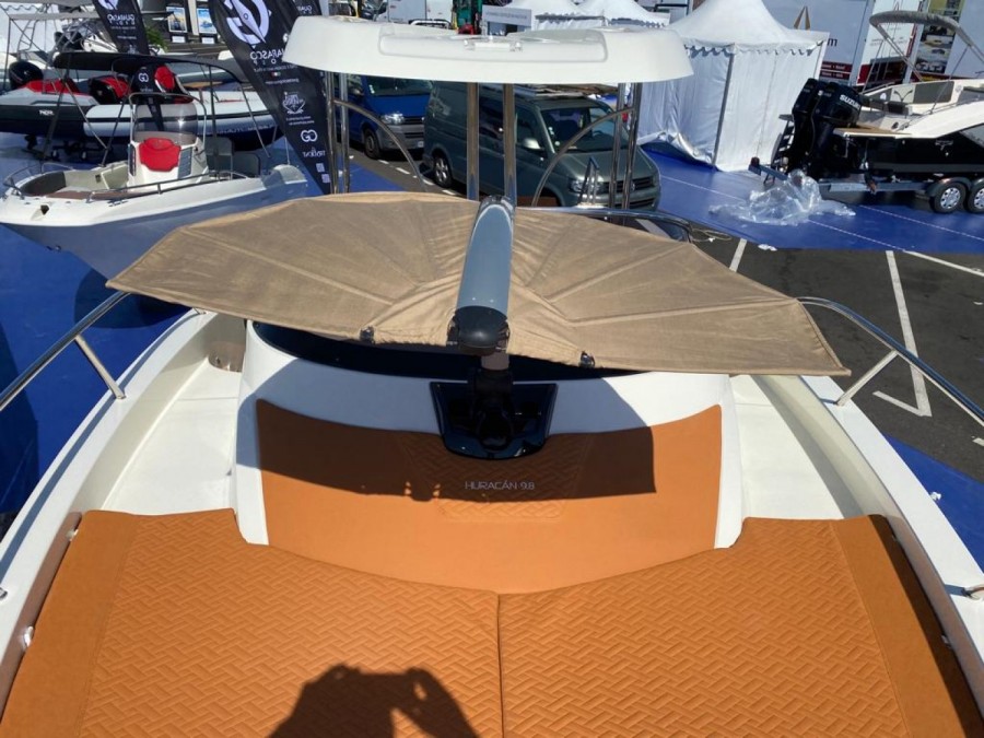 PRUA AL VENTO HURACAN 9.8 - 7