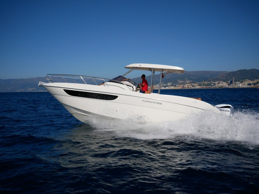 PRUA AL VENTO HURACAN 9.8 - 3
