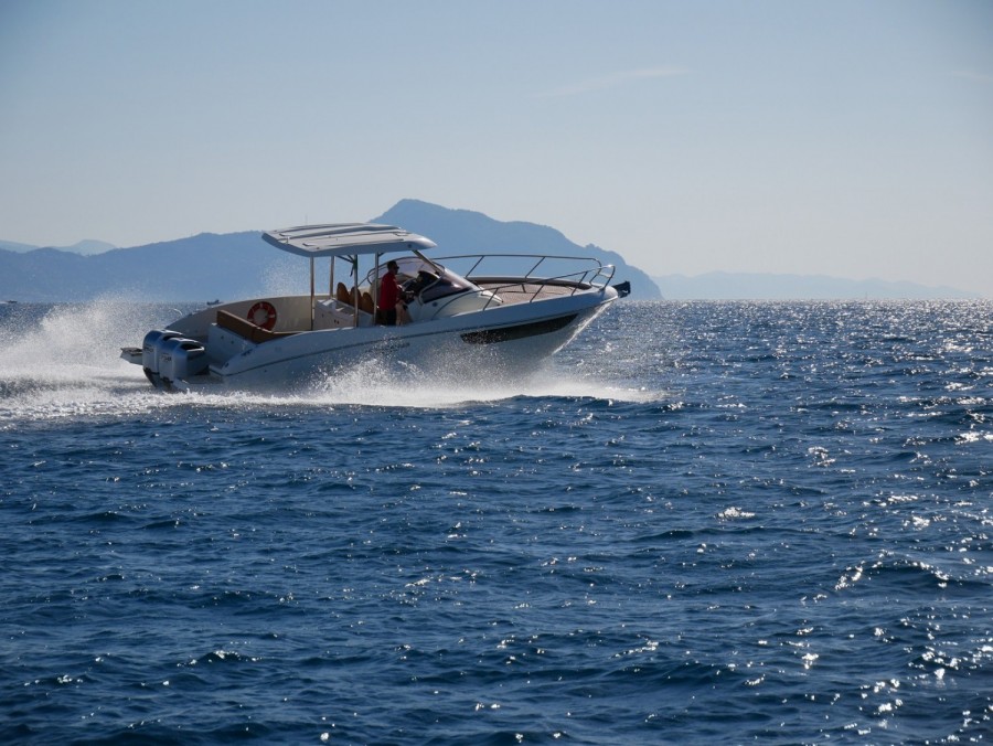 PRUA AL VENTO HURACAN 9.8 - 2