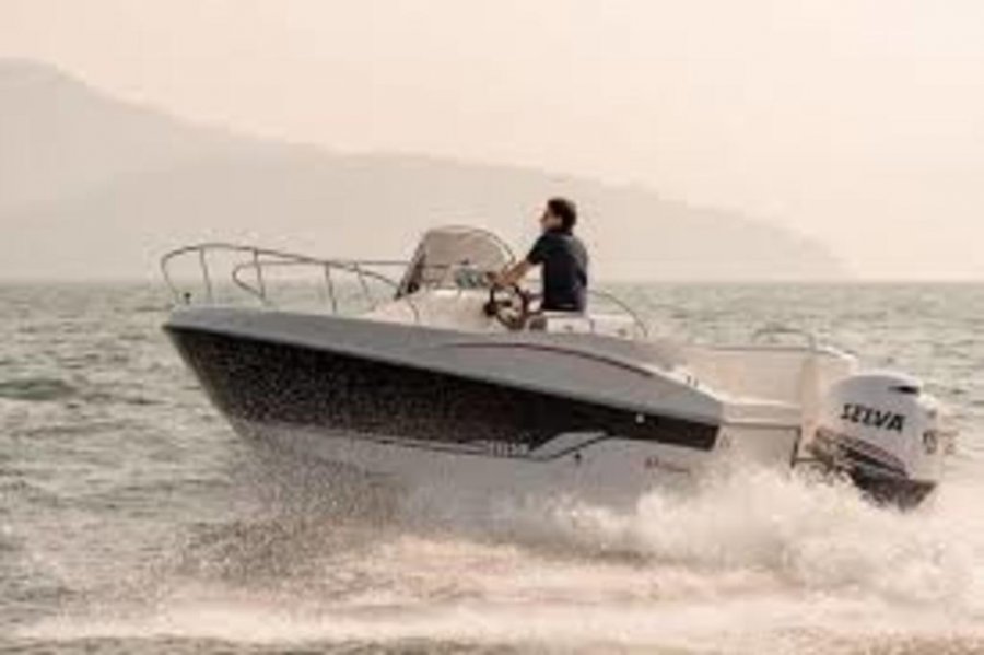 Selva 670 Sundeck Elegance
